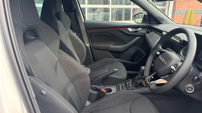 Skoda Kamiq 1.0 TSI Design Edition 5dr DSG Petrol Hatchback - Image 15